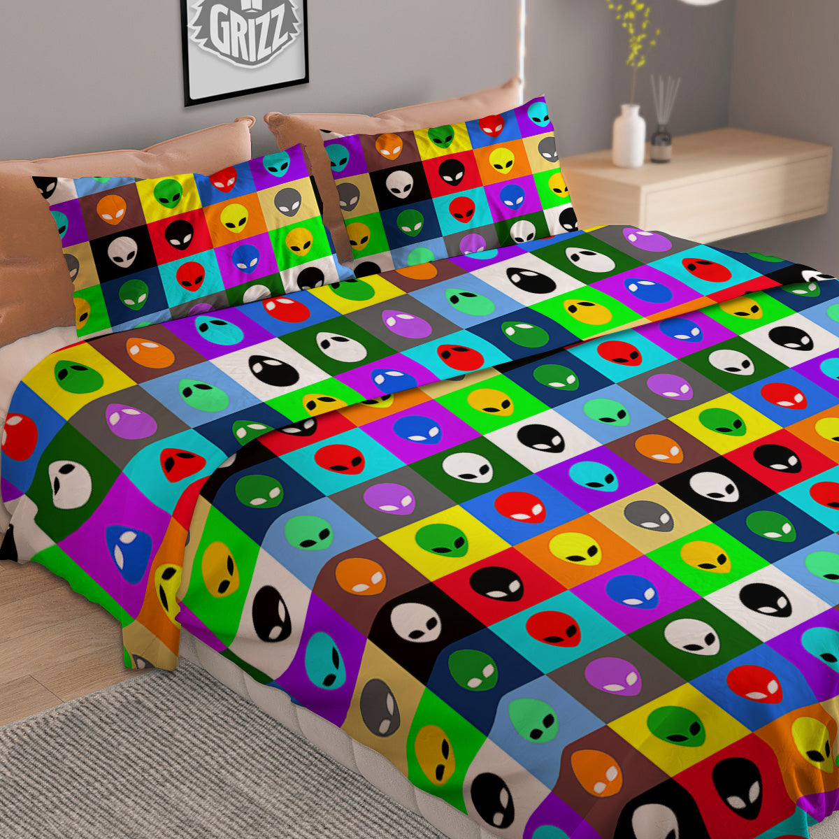 Colorful Retro Aliens Face Print Pattern Duvet Cover Bedding Set