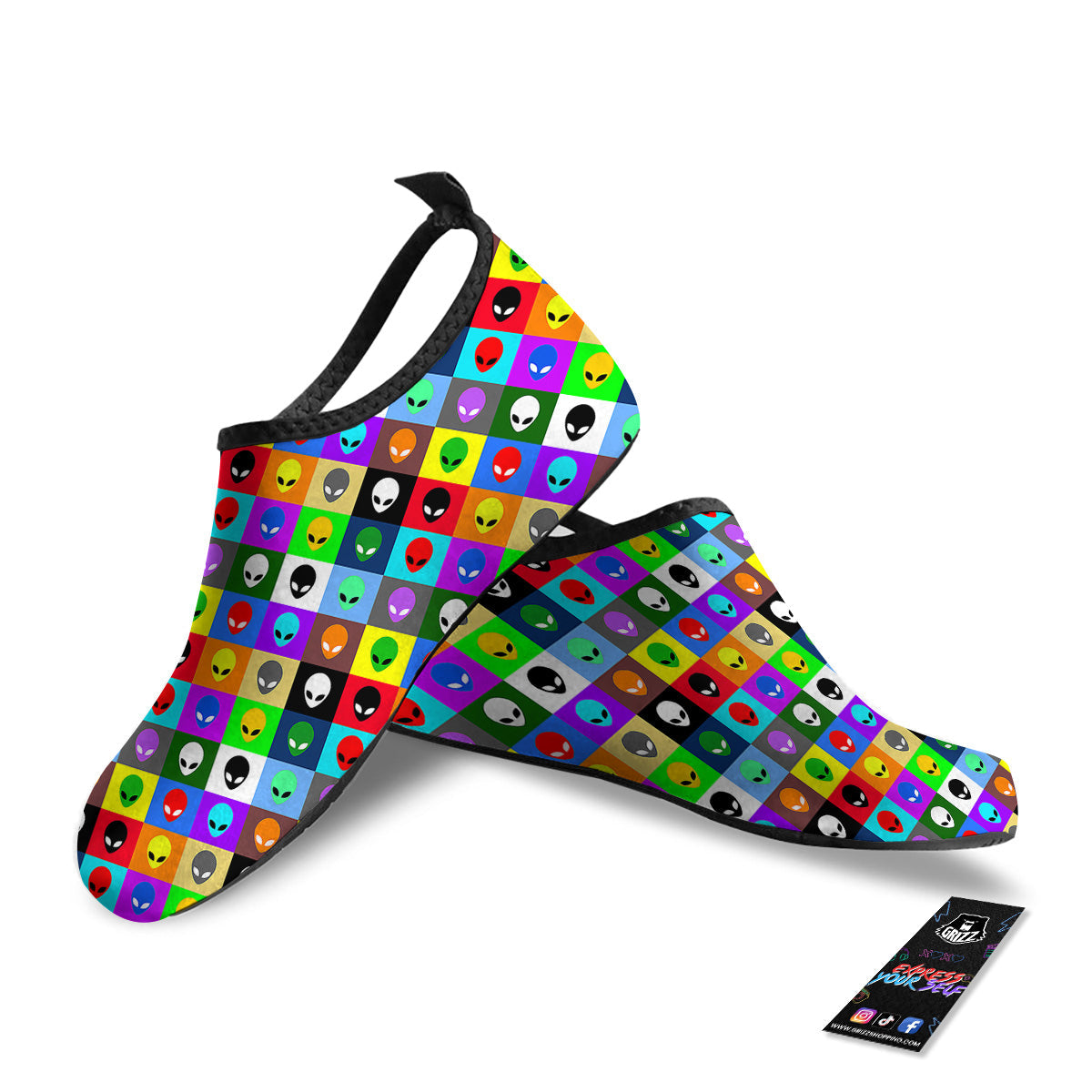 Colorful Retro Aliens Face Print Pattern Water Shoes-grizzshop