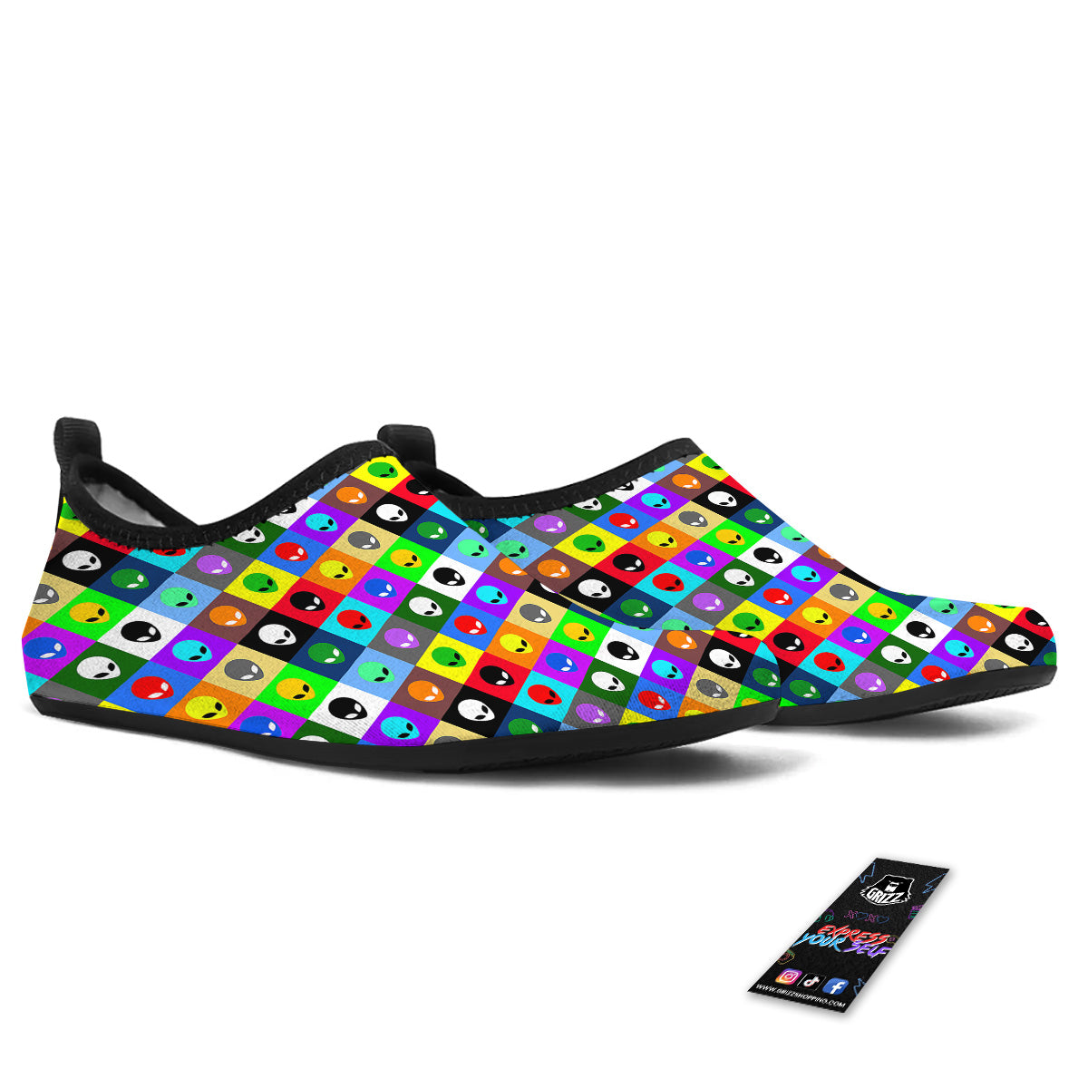 Colorful Retro Aliens Face Print Pattern Water Shoes-grizzshop