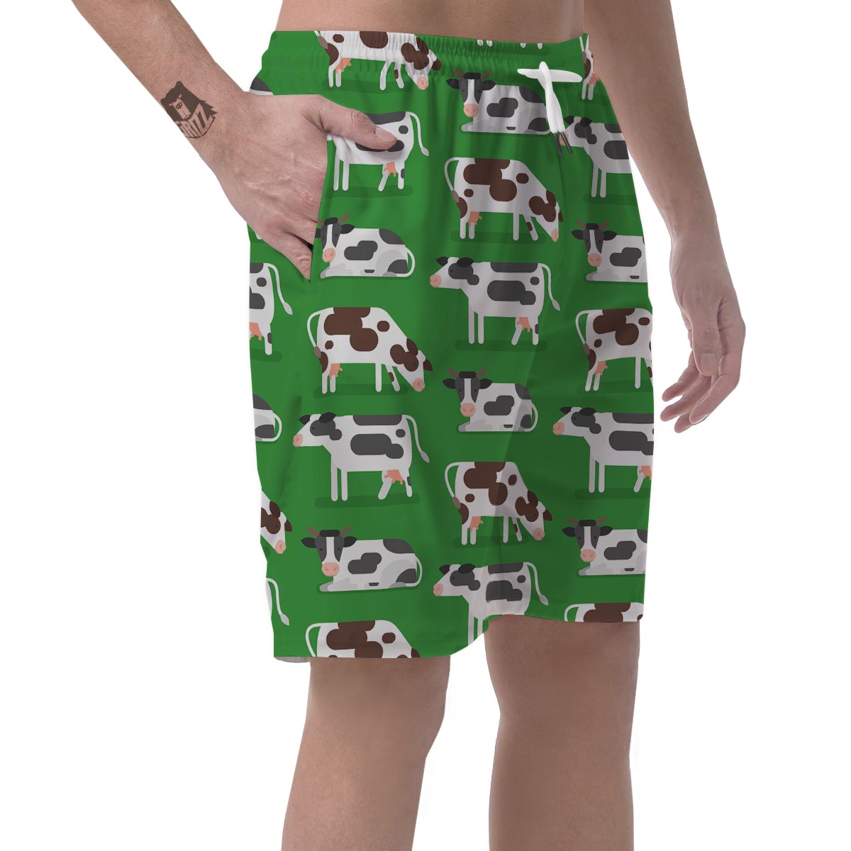 Cow In Green Grass Print Men's Shorts-grizzshop