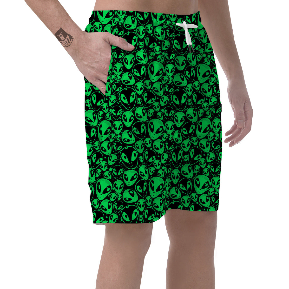 Cute Green Alien Print Pattern Men's Shorts-grizzshop