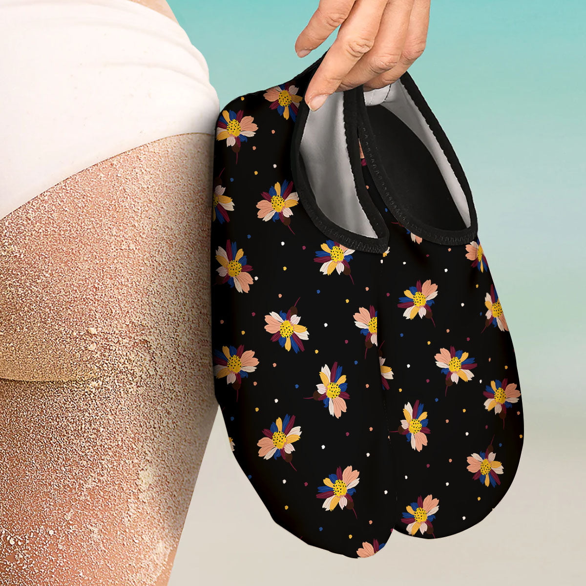 Daisy Floral Polka Dot Print Pattern Water Shoes-grizzshop