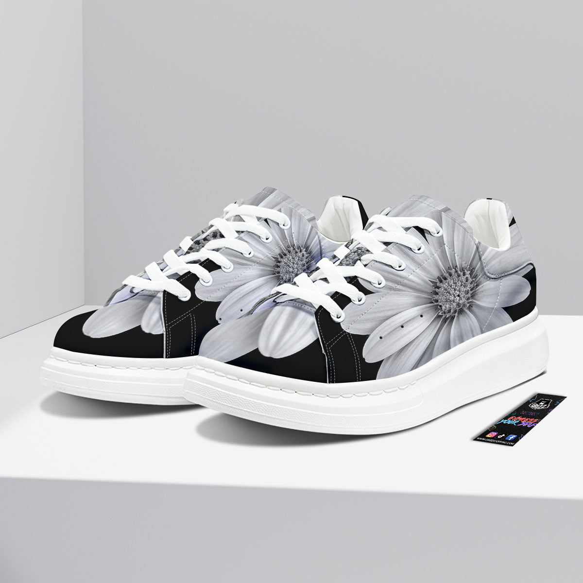 Daisy Flower Monochrome Print Platform Shoes-grizzshop