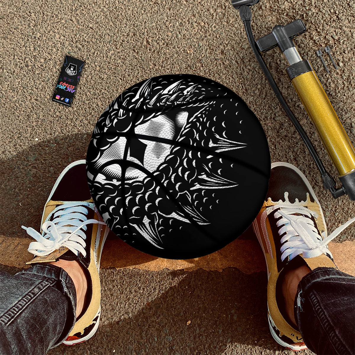 Dragon Eye Print Basketball