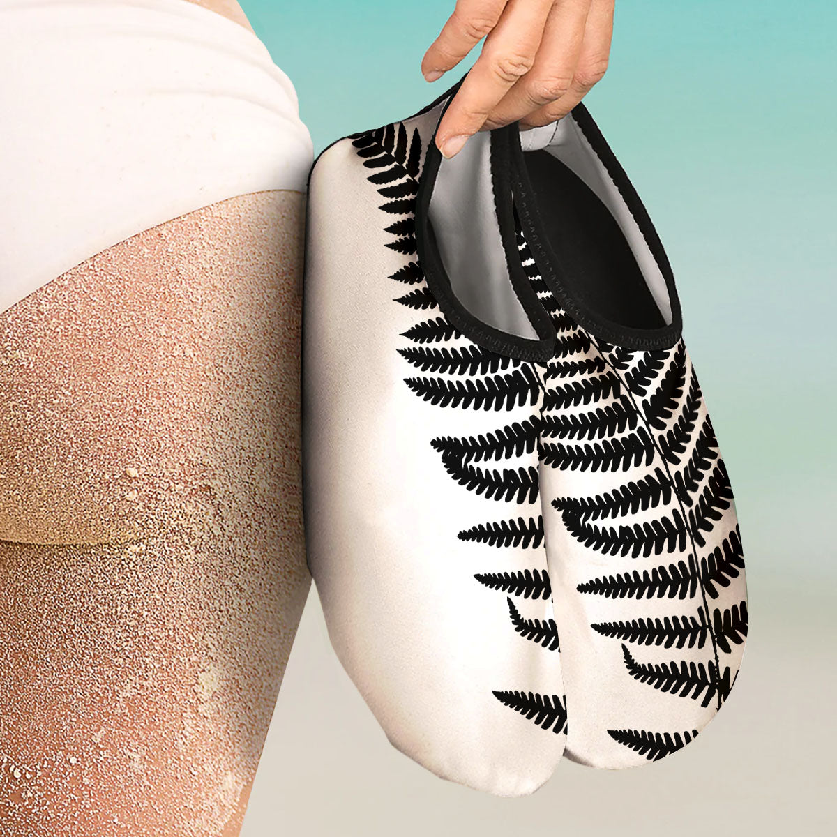 Fern Leaf White And Black Print Water Shoes-grizzshop
