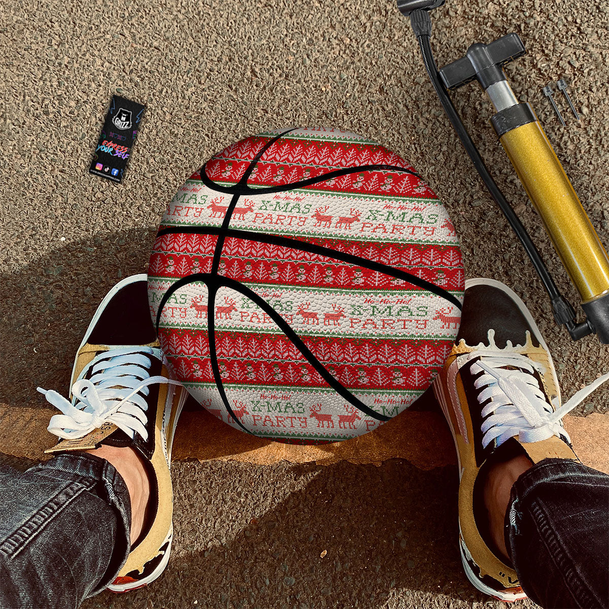 Festive Christmas Knitted Print Pattern Basketball