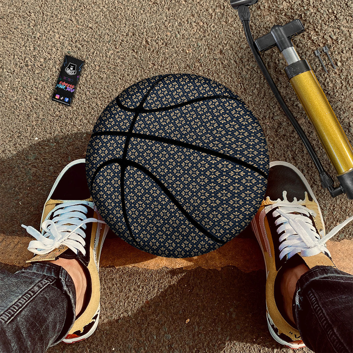 Flower Geometric Dot Print Pattern Basketball-grizzshop