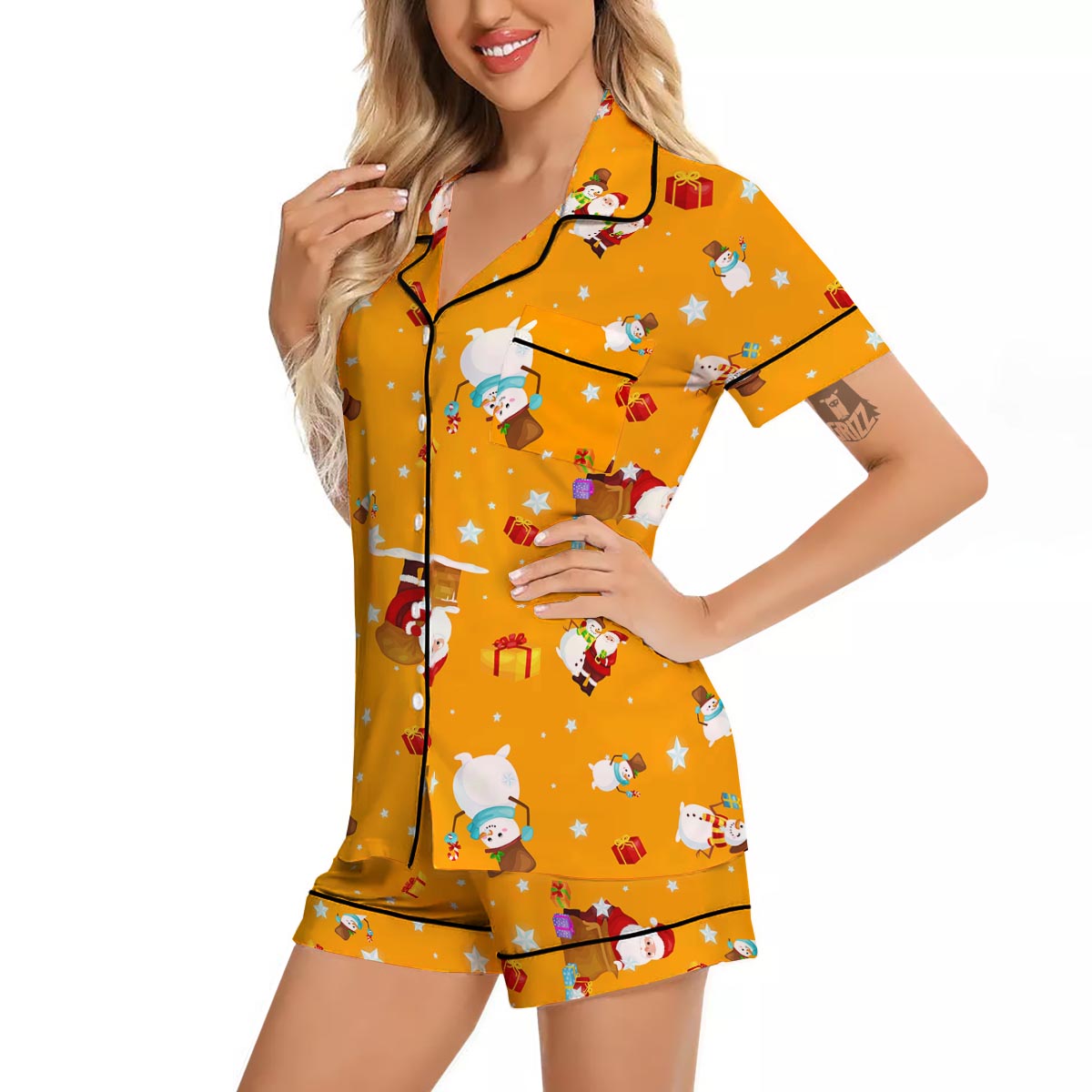 Friends And Santa Claus Print Pattern Women Silk Pajamas-grizzshop