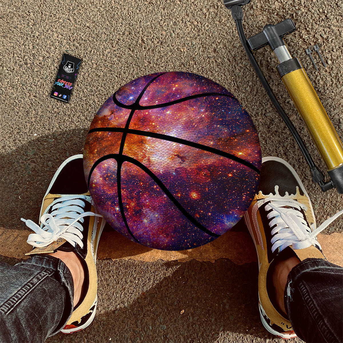 Hamburger Planet Print Pattern Basketball
