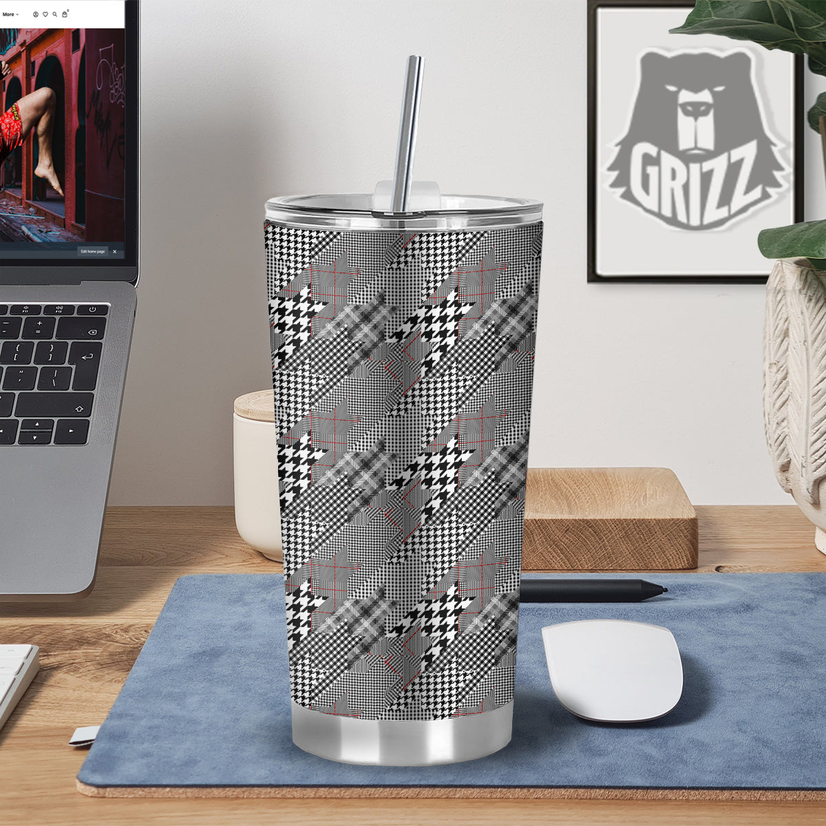 Geometrical Houndstooth Patchwork Print Pattern Tumbler-grizzshop