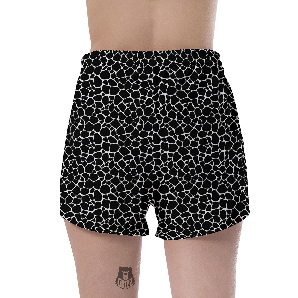Giraffe Black Tropical Print Pattern Women's Shorts-grizzshop