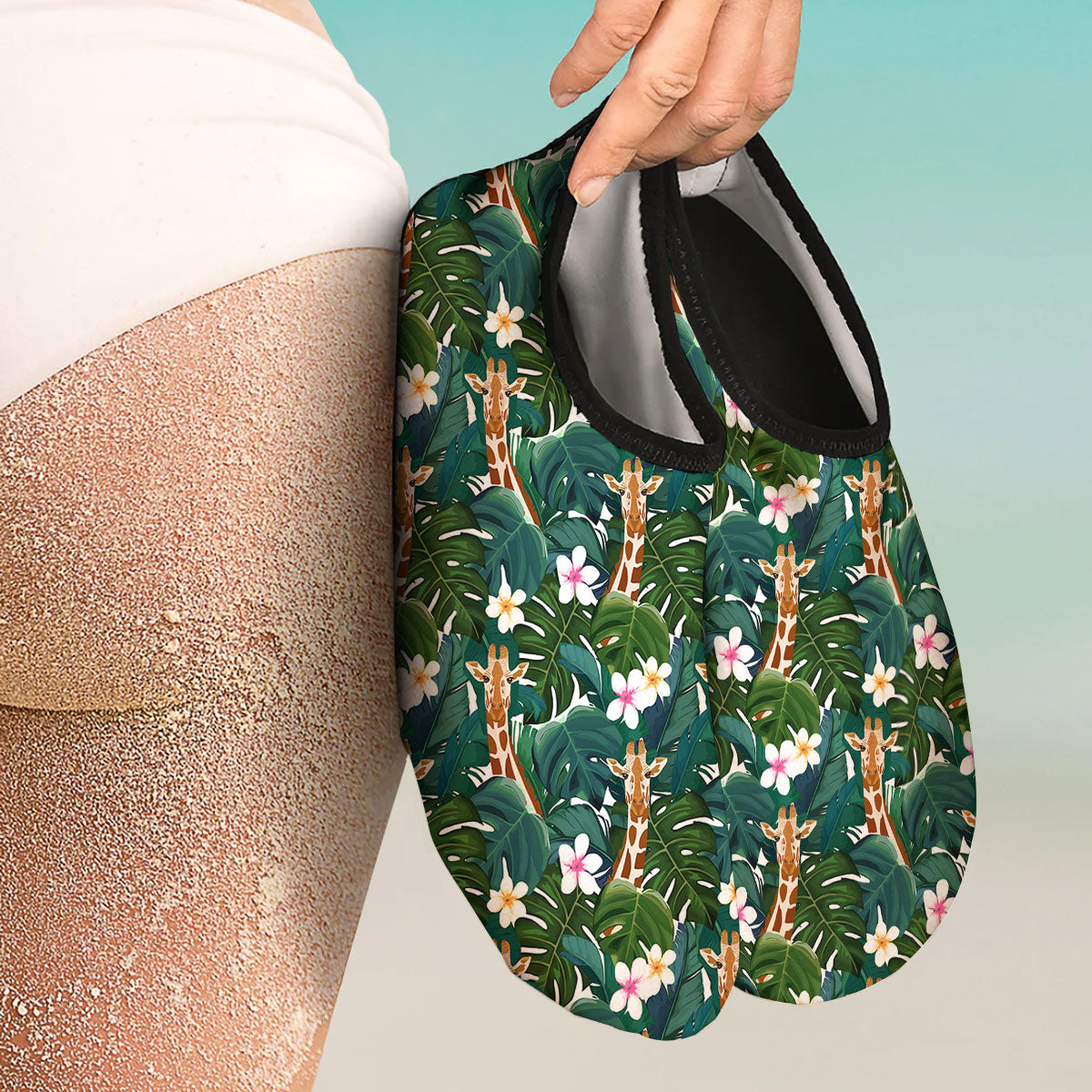 Giraffe Tropical Print Pattern Water Shoes-grizzshop