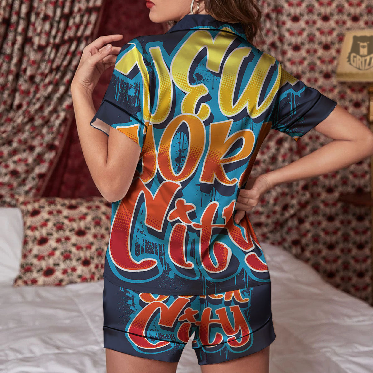 Graffiti NYC Print Women Silk Pajamas-grizzshop