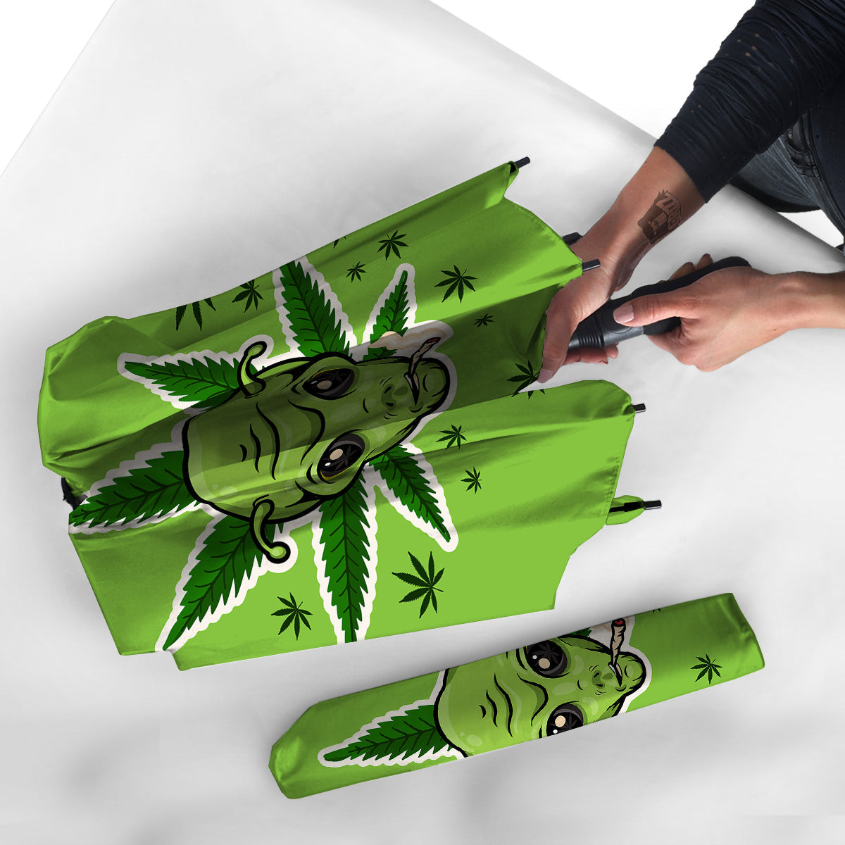 Green Alien Smoking Print Umbrella-grizzshop