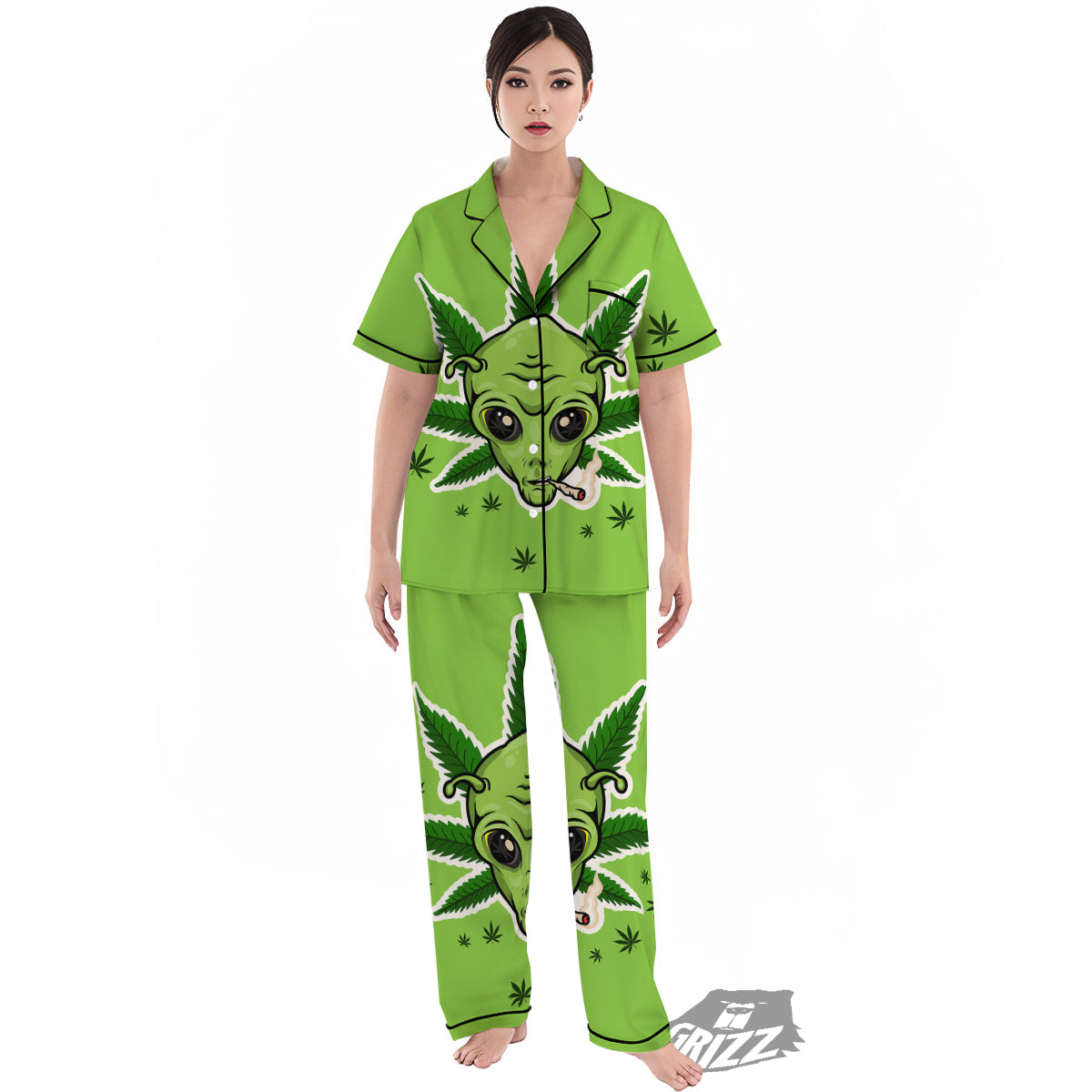 Green Alien Smoking Print Women's Pajamas Set-grizzshop