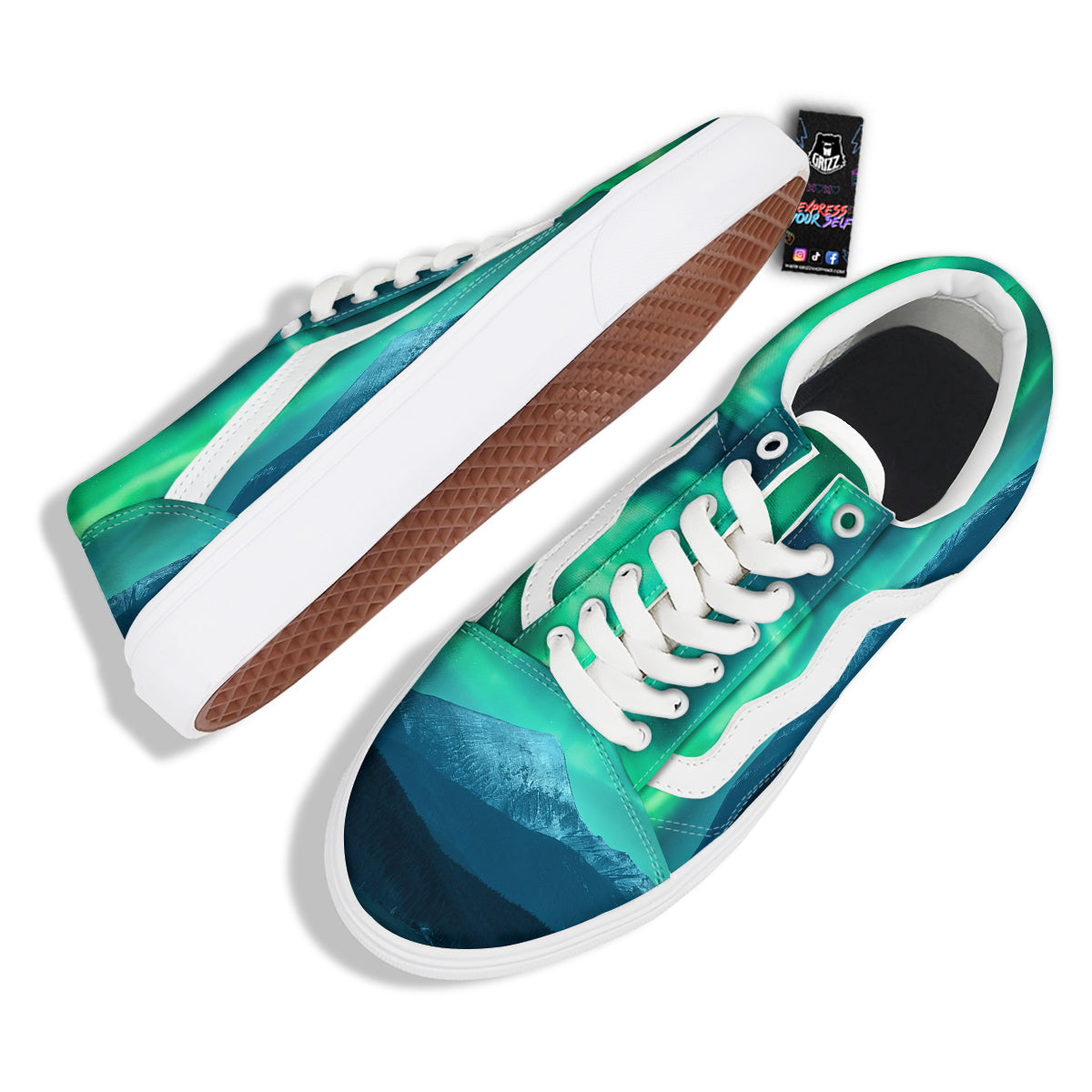 Green Northern Lights And Snowy Mountains Print Skate Shoes-grizzshop