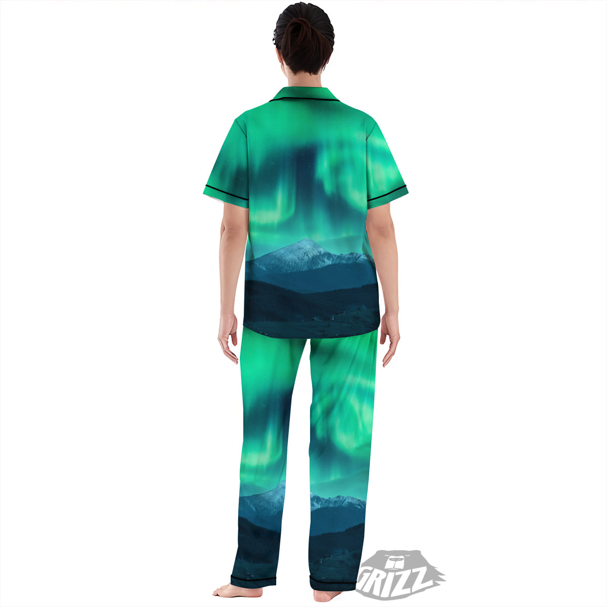 Green Northern Lights And Snowy Mountains Print Women's Pajamas Set-grizzshop