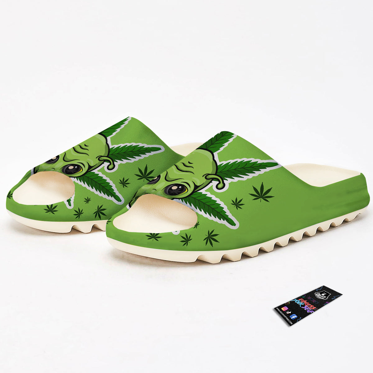 Green Alien Smoking Print Sandals-grizzshop