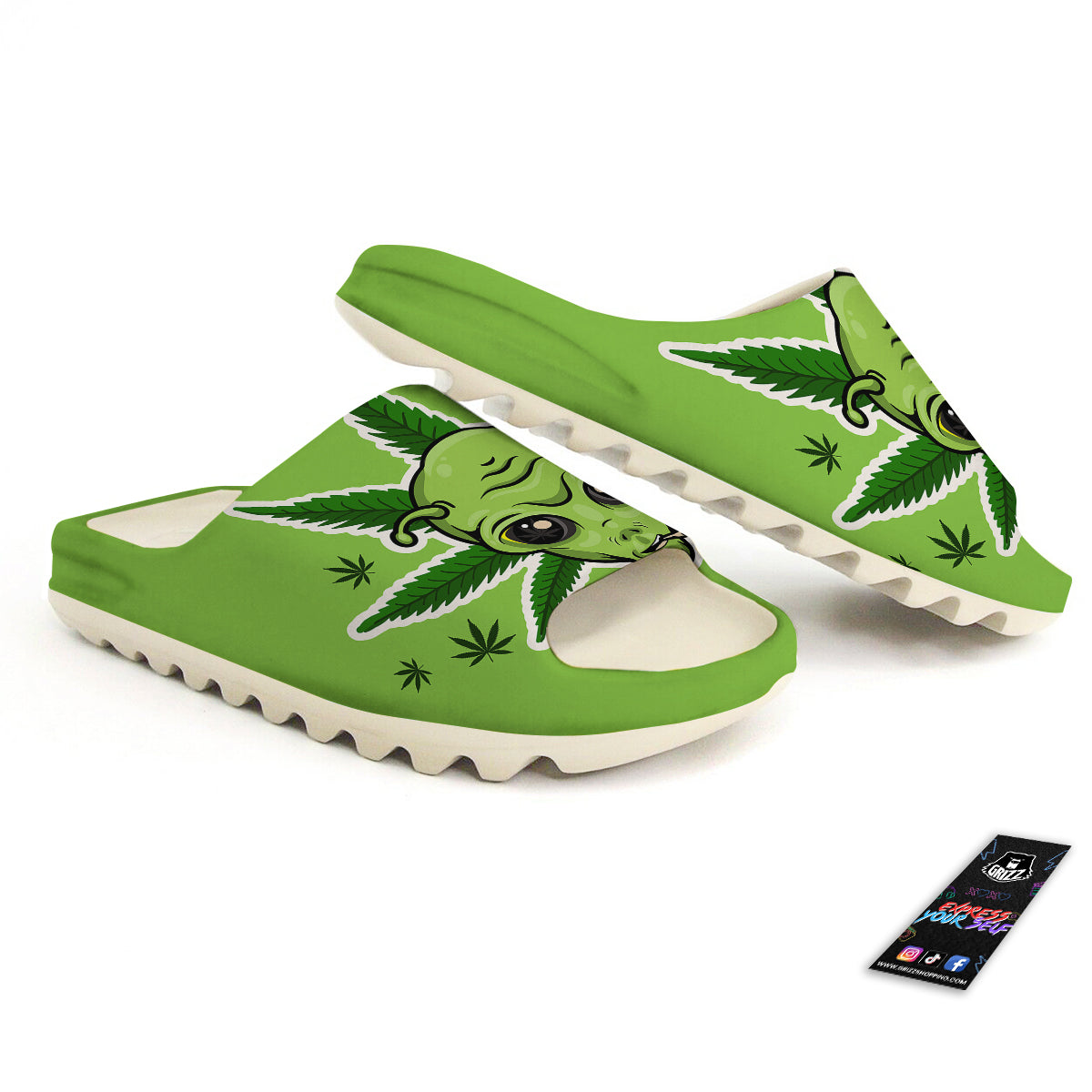 Green Alien Smoking Print Sandals-grizzshop