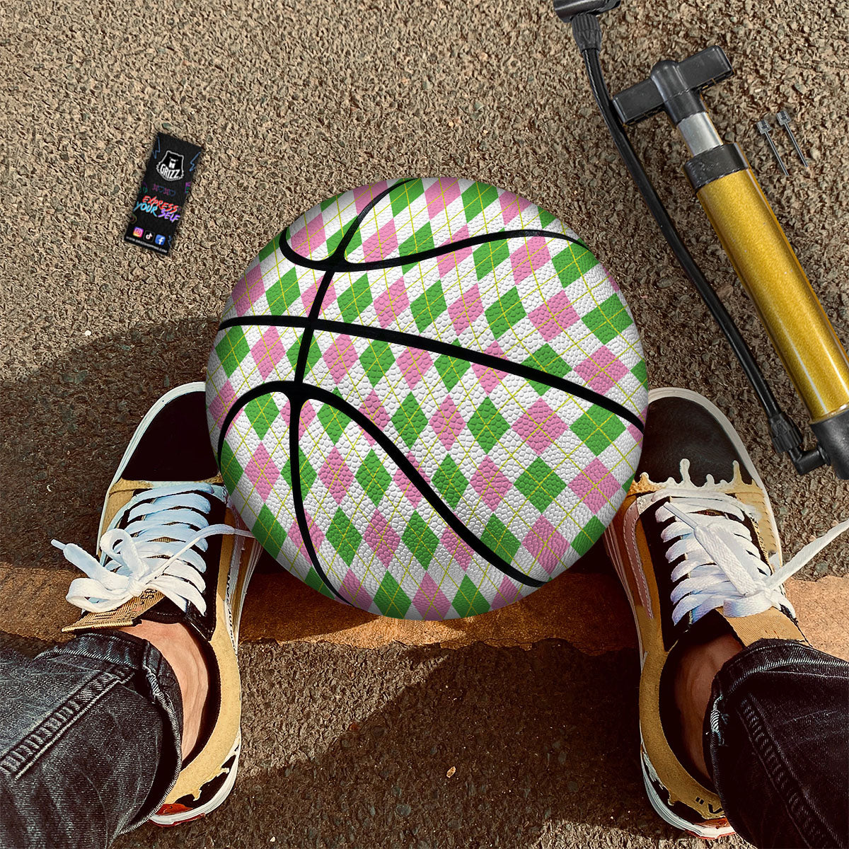 Giraffe And Leopard Vintage Print Pattern  Basketball
