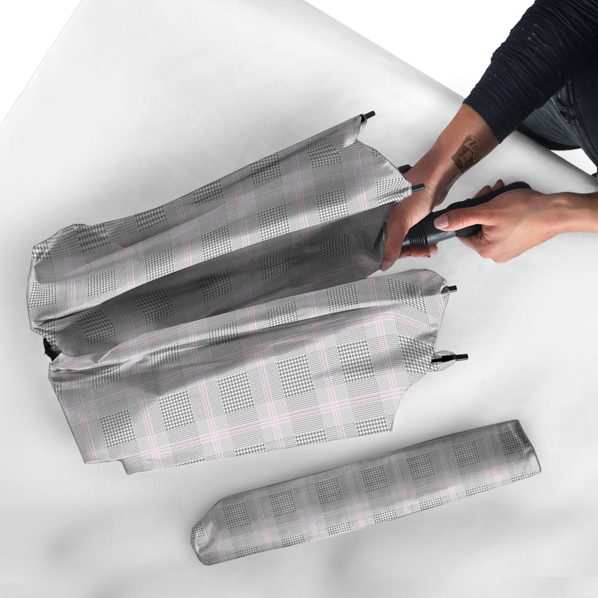 Grey Prince Of Wales Check Print Umbrella-grizzshop