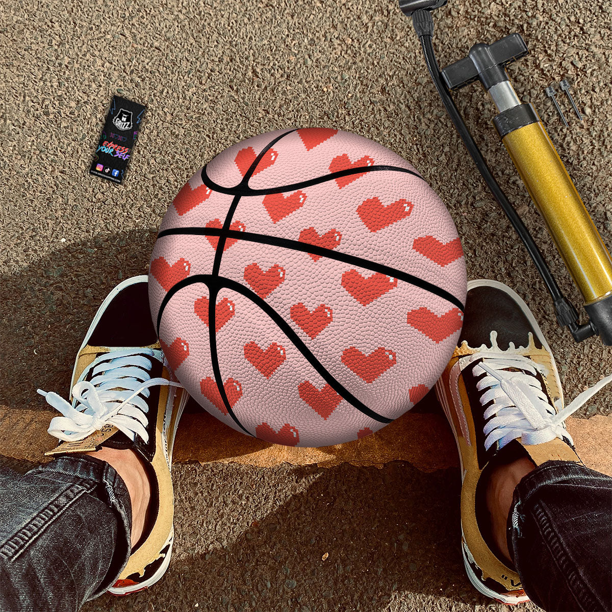 Heart Pixel Print Pattern Basketball-grizzshop