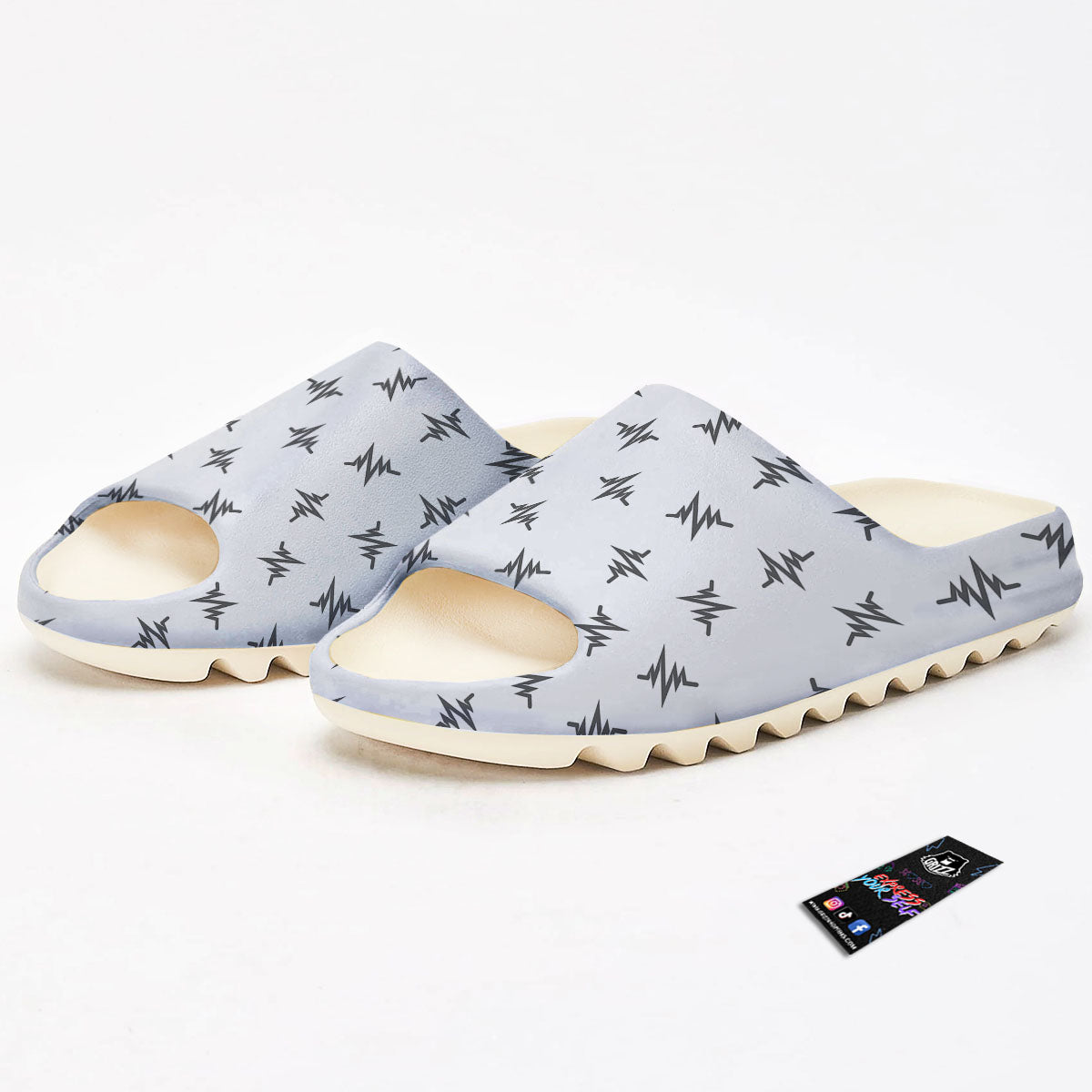 Heartbeat White And Black Print Pattern Sandals-grizzshop