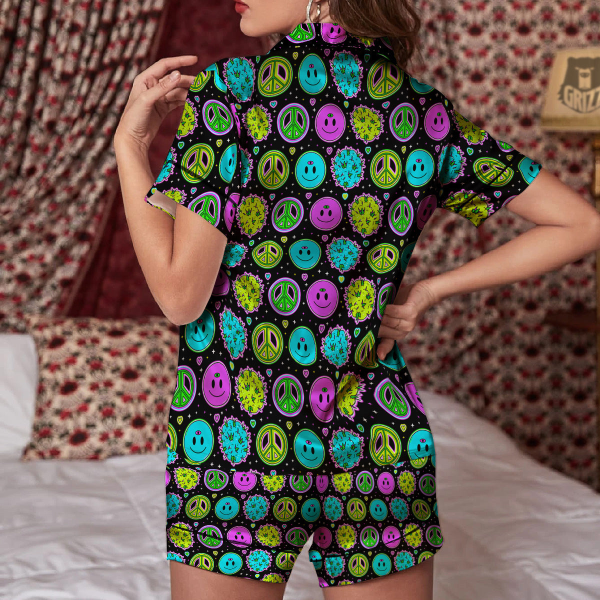 Hippie Peace Symbol And Weed Print Pattern Women Silk Pajamas-grizzshop