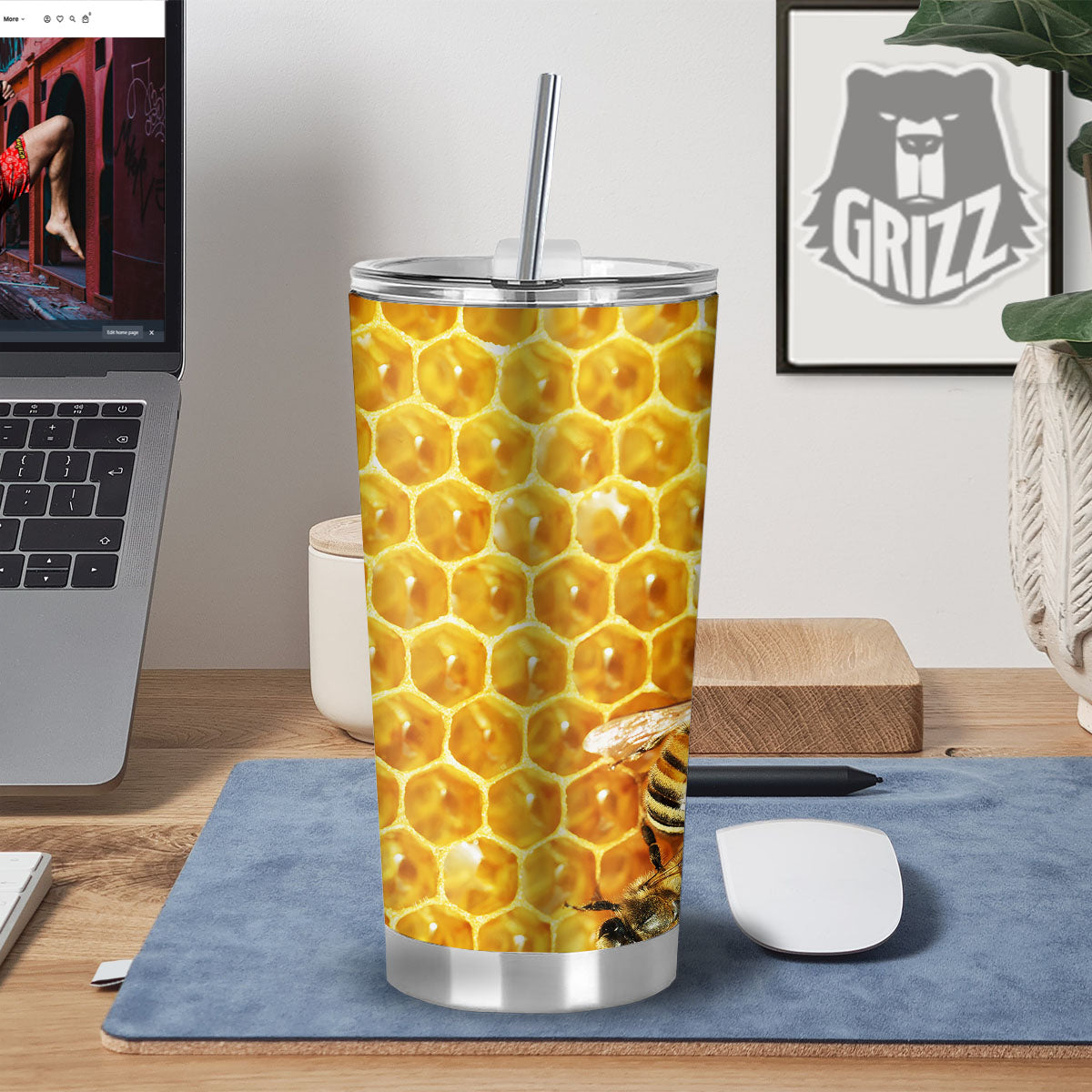 Honeycomb And Bees Print Tumbler-grizzshop