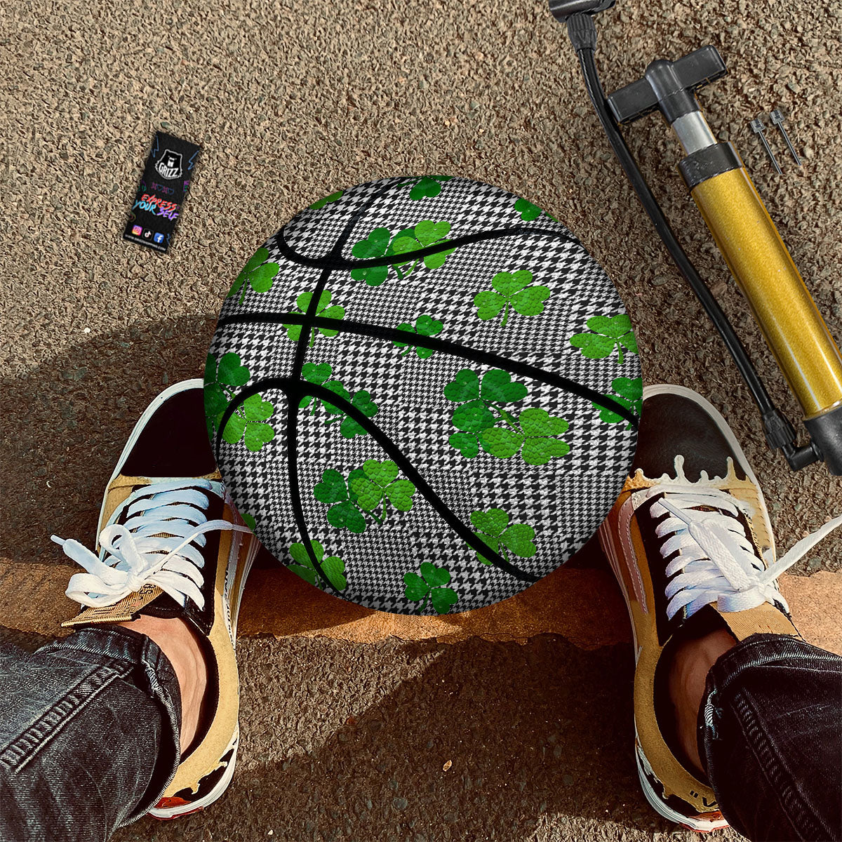 Houndstooth Shamrocks Print Pattern Basketball-grizzshop