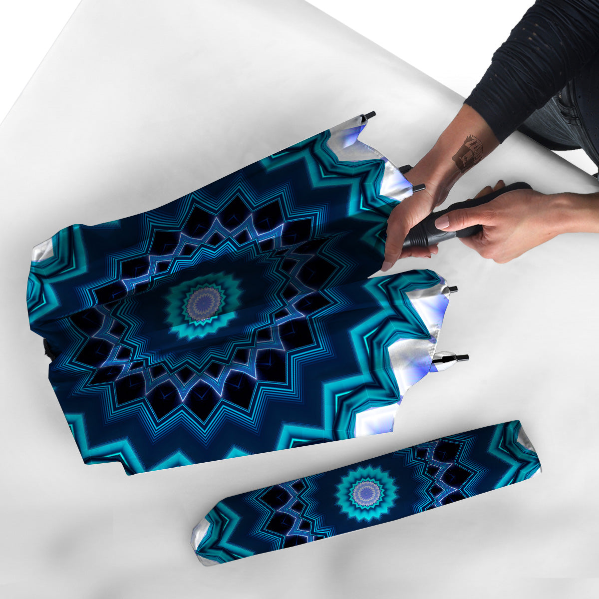 Kaleidoscope Blue Crystal Print Umbrella-grizzshop