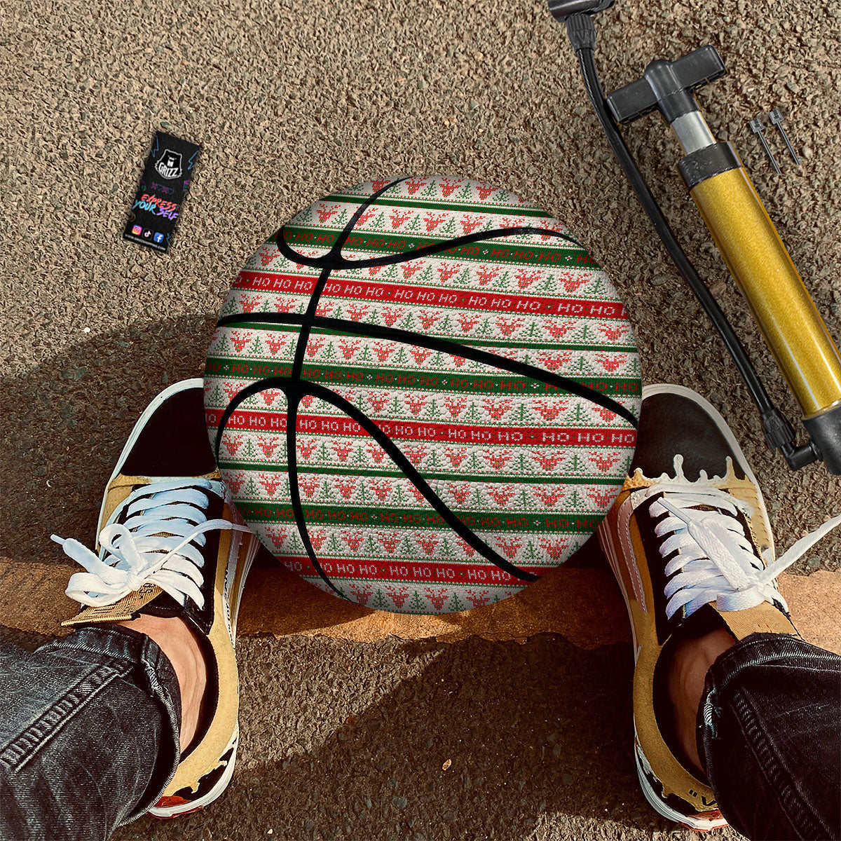 Knitted Christmas Print Pattern Basketball