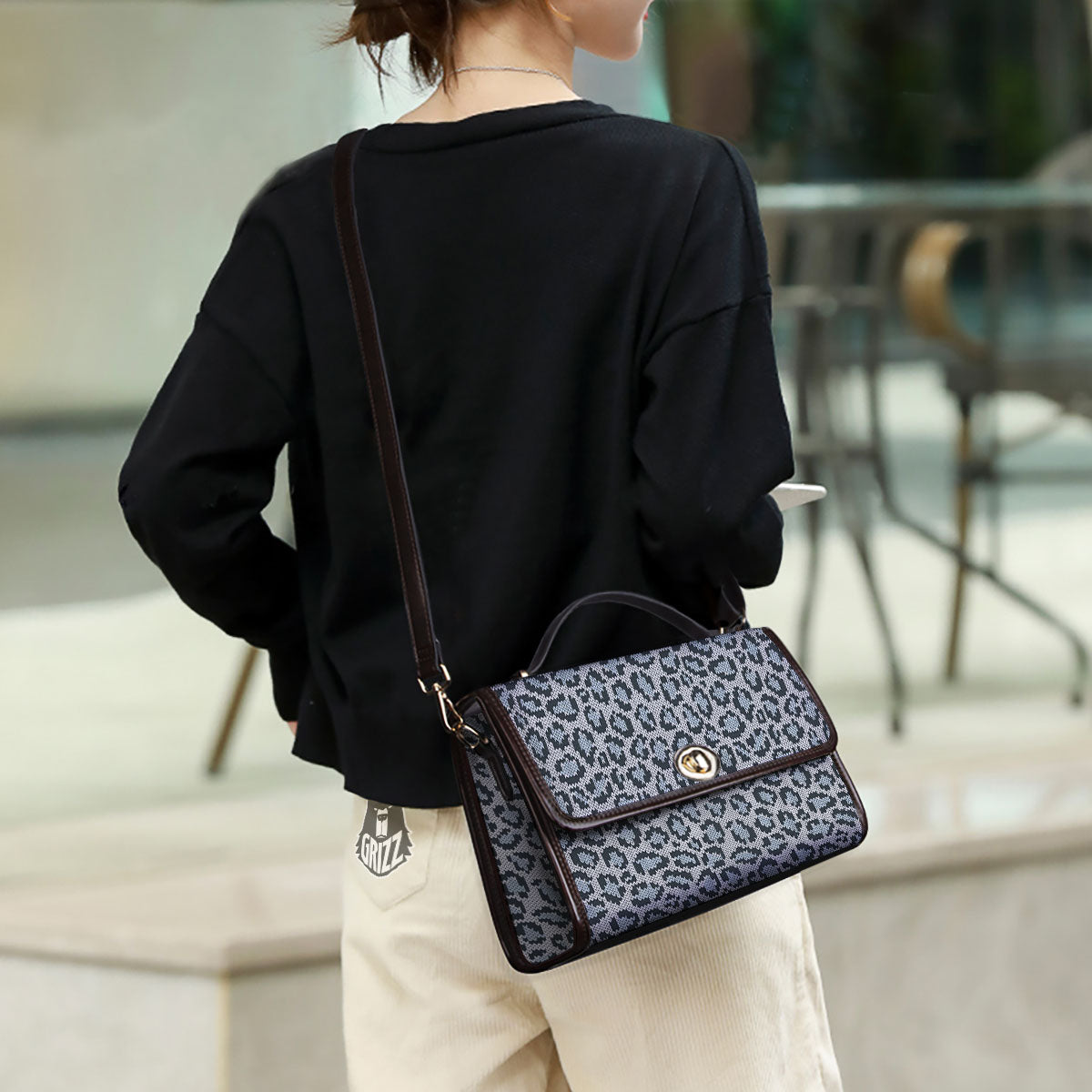 Knitted Snow Leopard Print Pattern Women's Satchel Bag