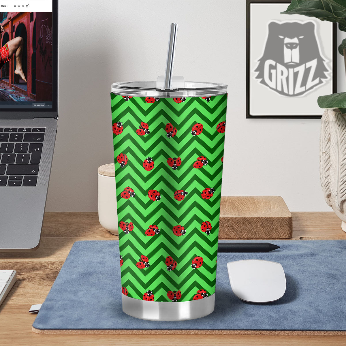 Ladybug Zigzag Green Pattern Tumbler-grizzshop