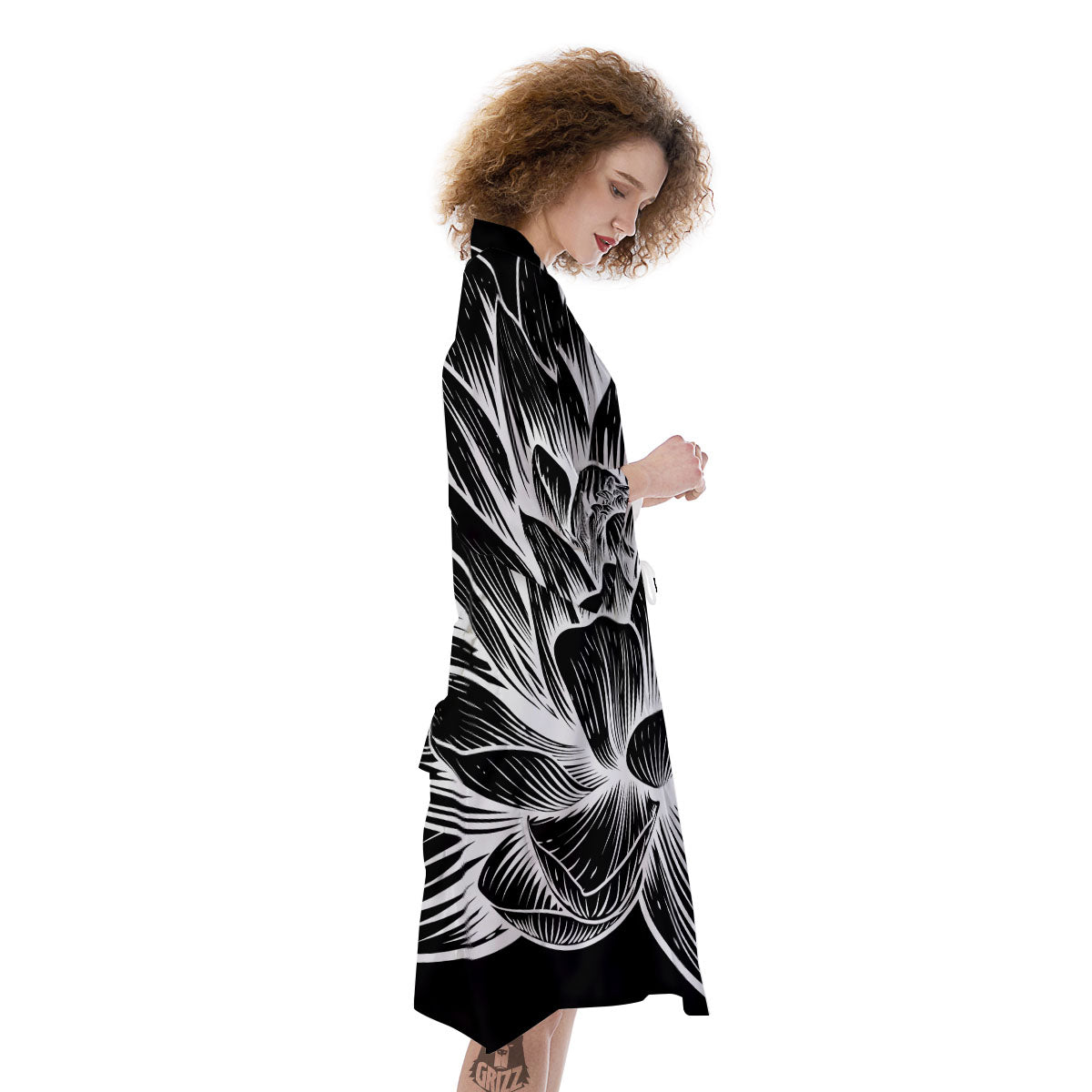 Lotus Flower White And Black Print Kimono-grizzshop