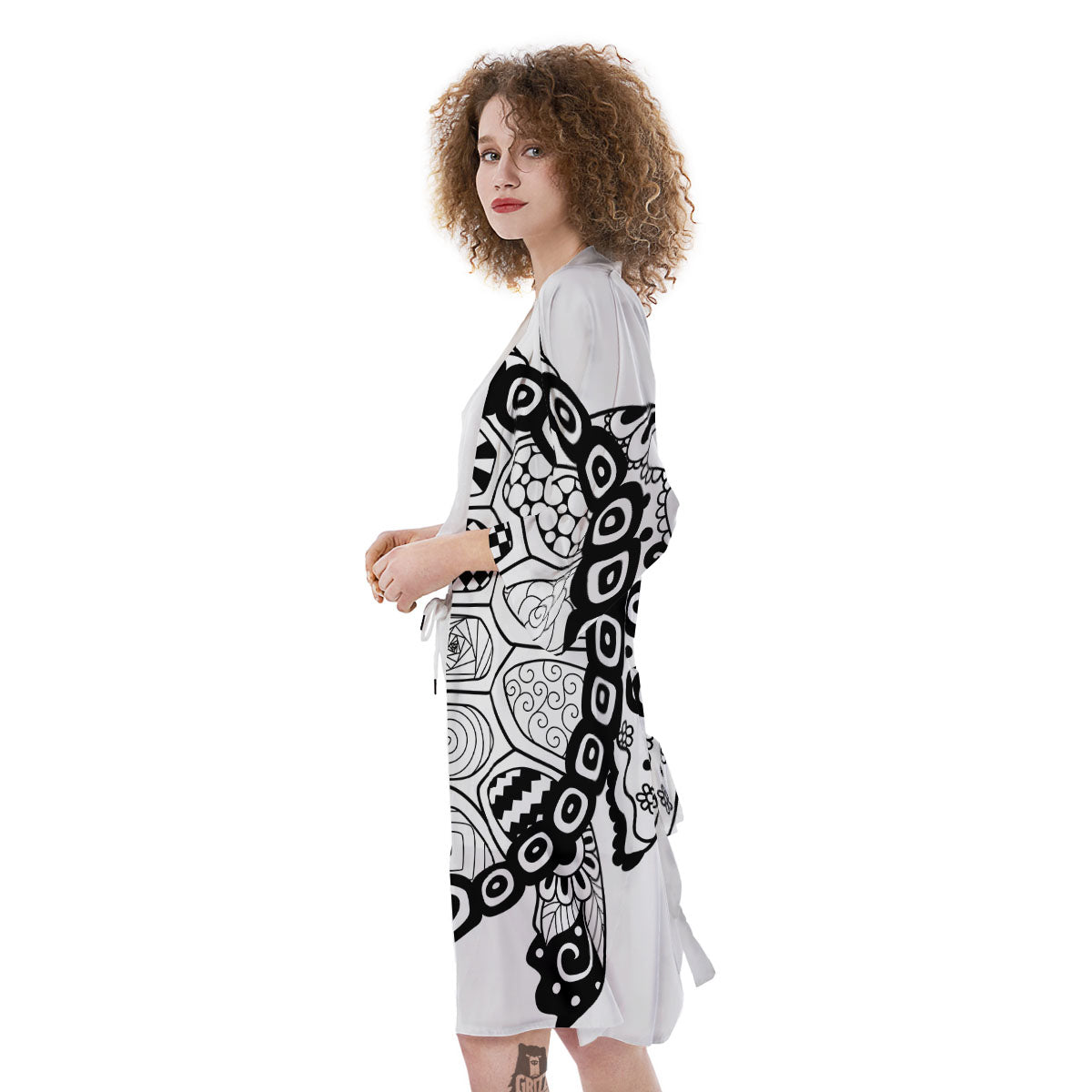 Maori Sea Turtle White And Black Print Kimono-grizzshop