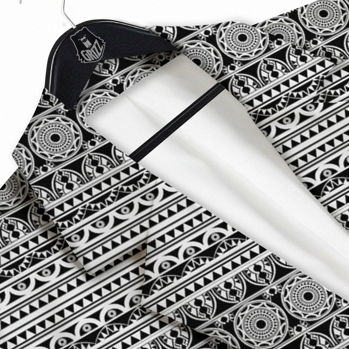 Maori Tribal White And Black Print Men's Sport Coat-grizzshop