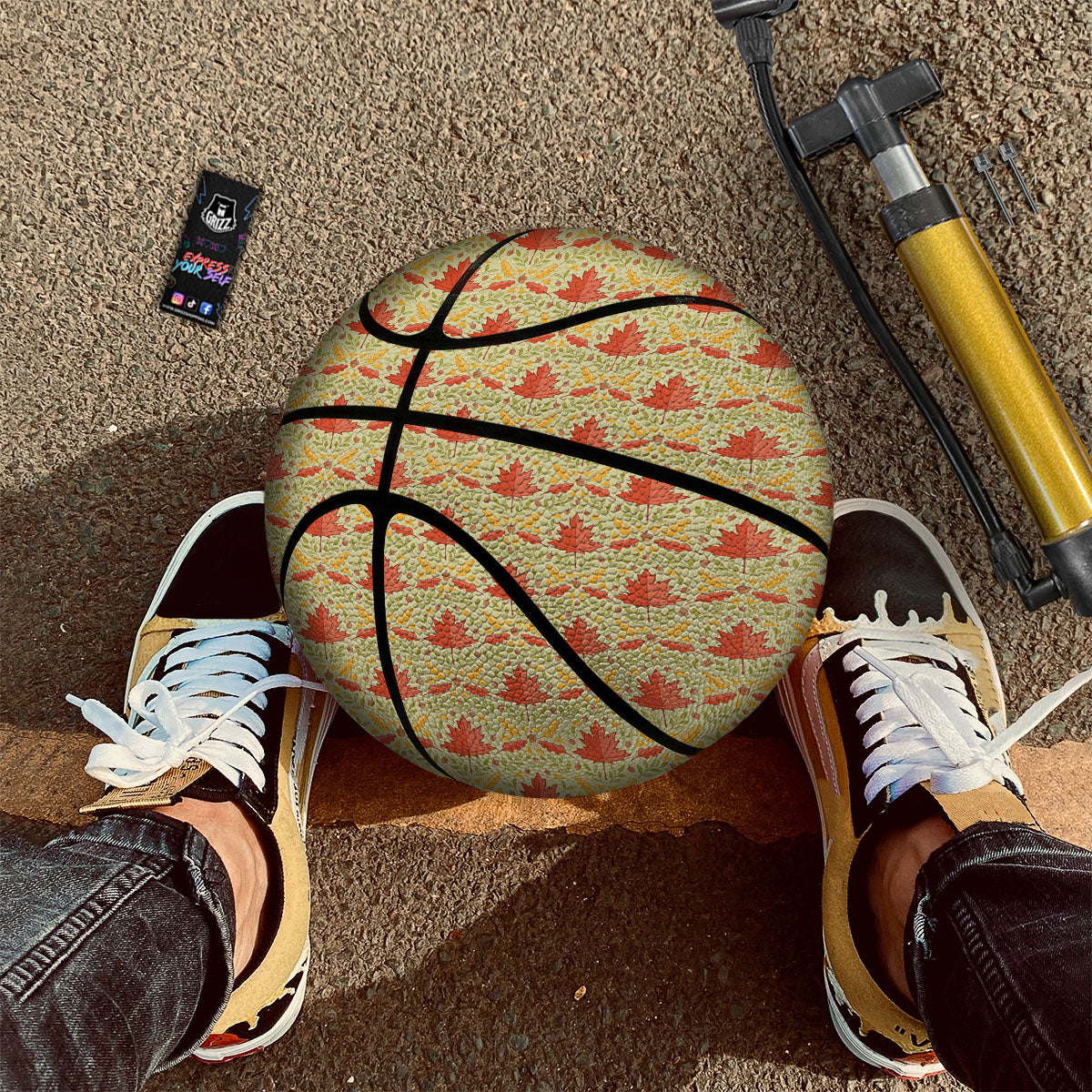 Maple Leaves Print Pattern Basketball-grizzshop