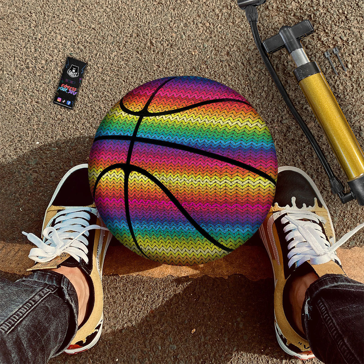 Moving Optical Yellow Expansion Illusion Basketball