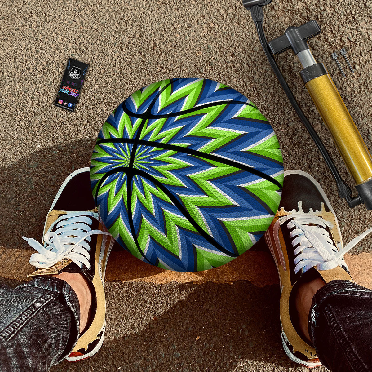 Moving Illusion Optical Green Flower Basketball-grizzshop