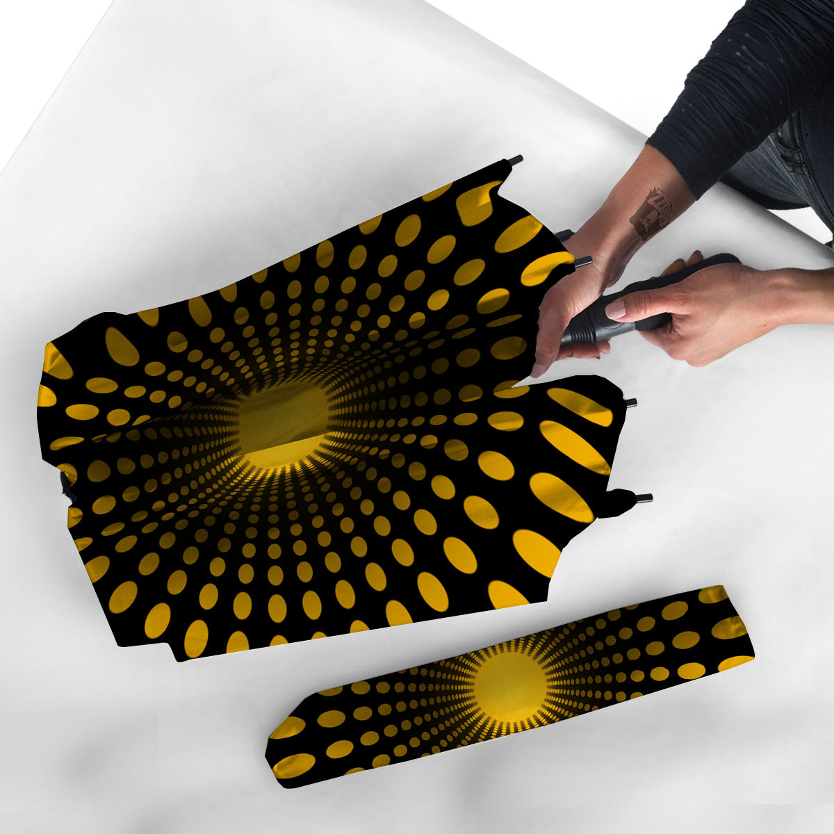 Moving Optical Yellow Explosion Illusion Umbrella-grizzshop