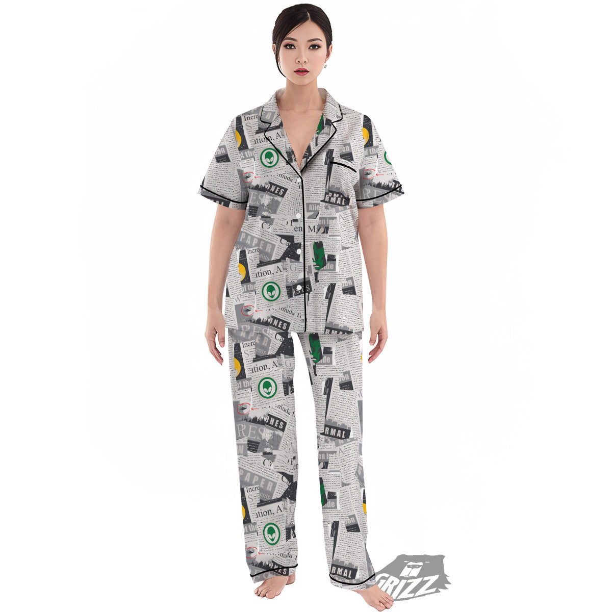 Newspaper Clippings On Aliens Topic Print Pattern Women's Pajamas Set-grizzshop