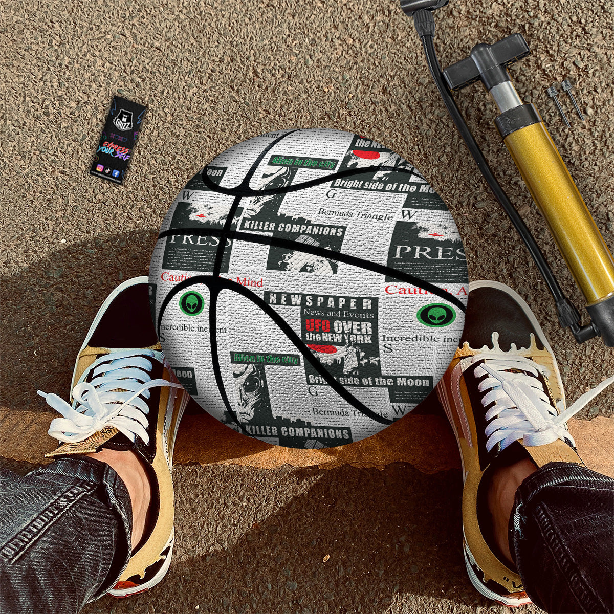 Newspaper Headlines Alien Print Pattern Basketball-grizzshop