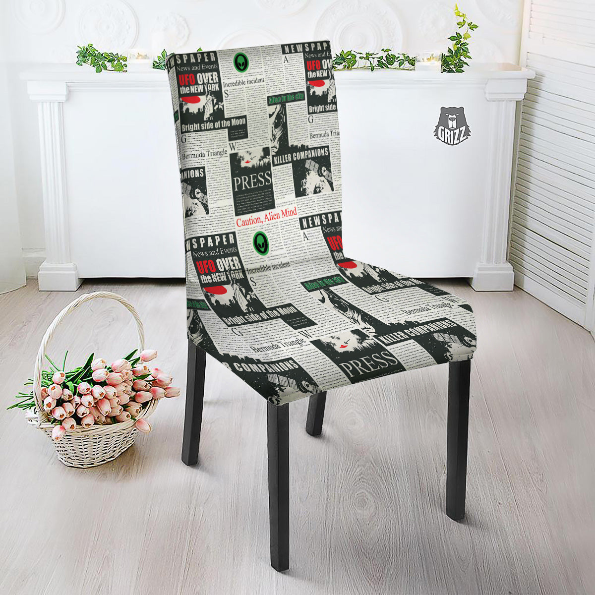 Newspaper Headlines Alien Print Pattern Dining Chair Slipcover-grizzshop