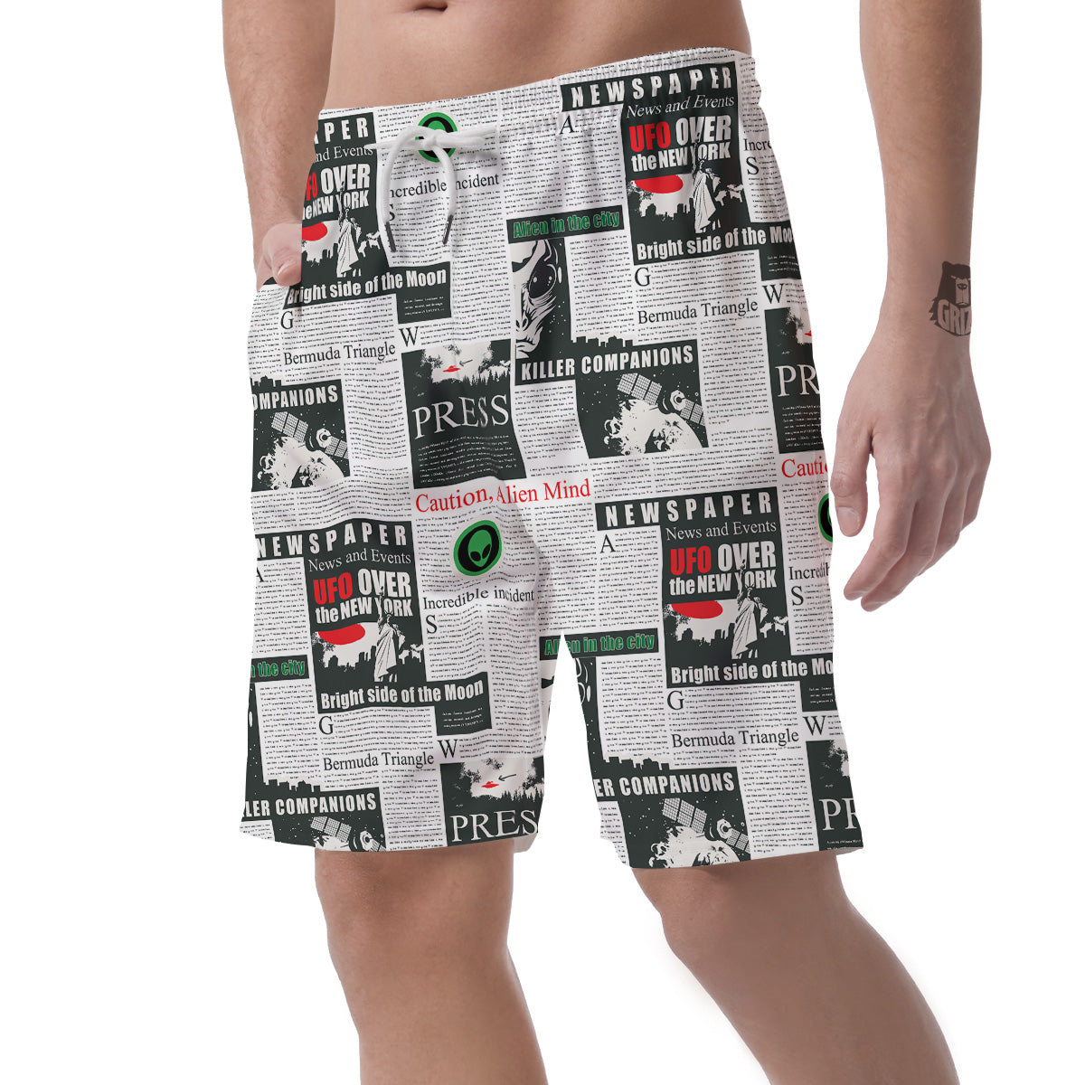 Newspaper Headlines Alien Print Pattern Men's Shorts-grizzshop