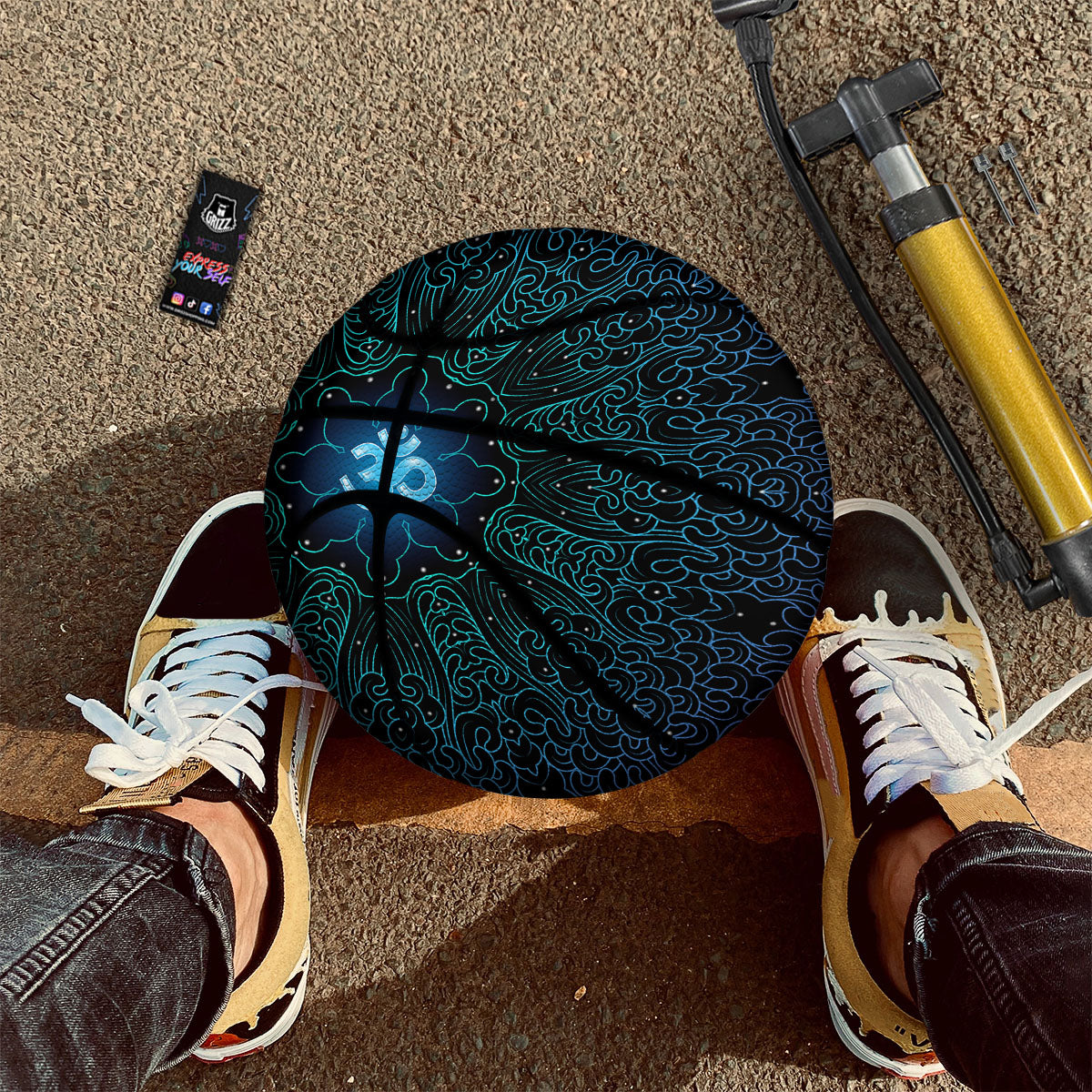 Om Psychedelic Print Basketball-grizzshop