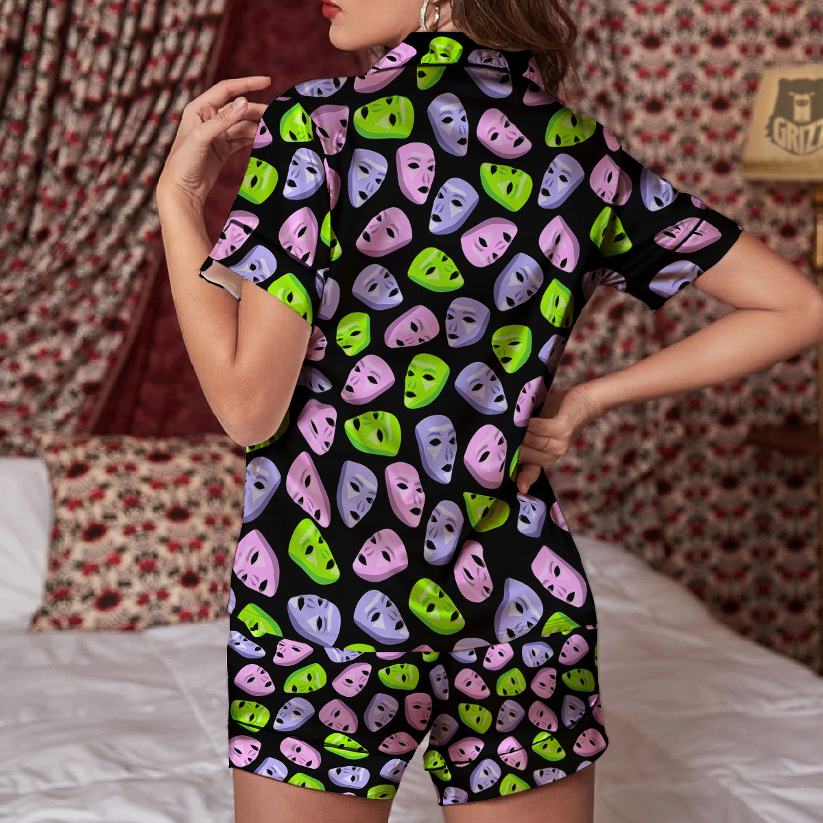Pink Green And Purple Theater Masks Print Pattern Women Silk Pajamas-grizzshop