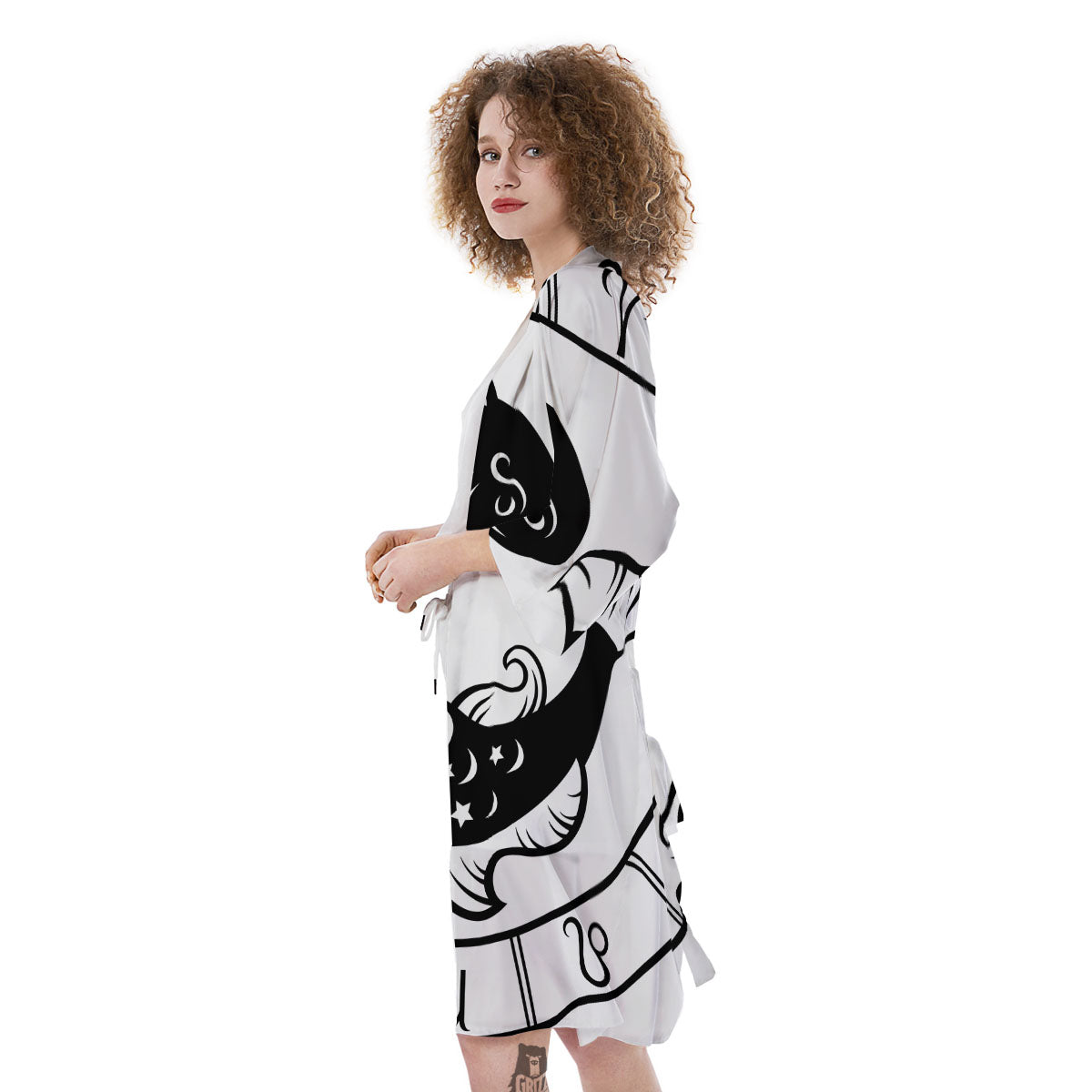 Pisces Sign White And Black Print Kimono-grizzshop