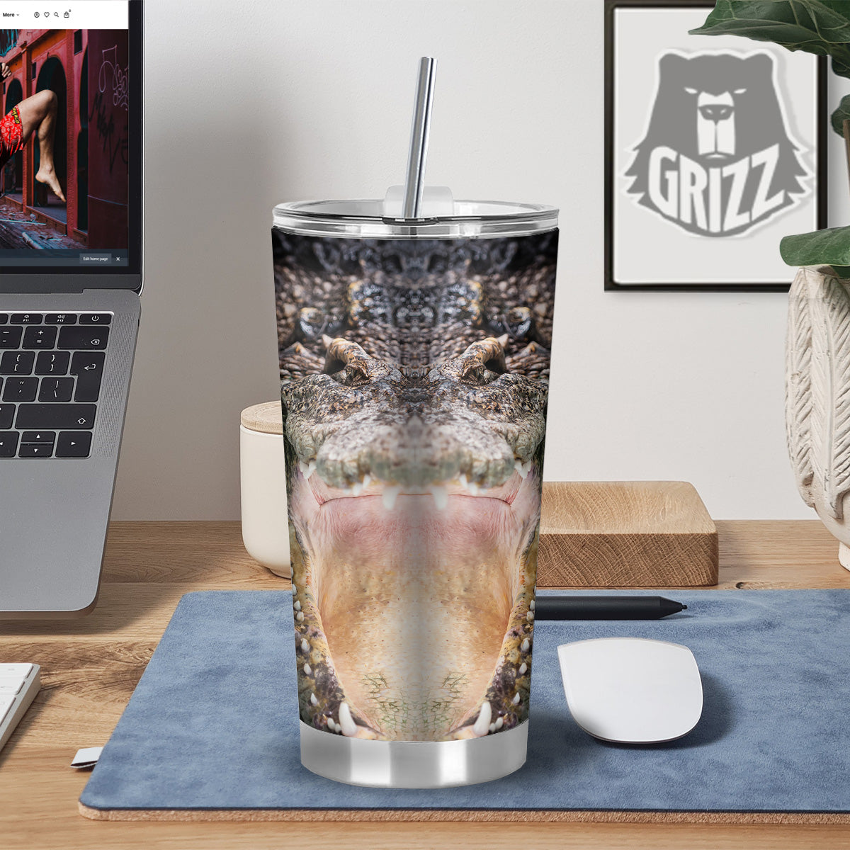 Portrait Crocodile Print Tumbler-grizzshop