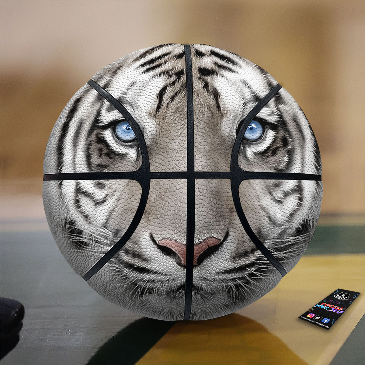 Portrait White Tiger Print Basketball